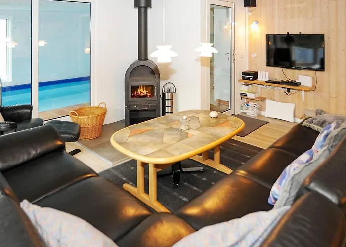 Luxury Retreat With Pool - By Traum Holiday home