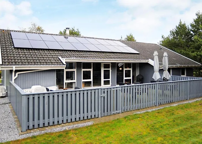 Luxury Retreat With Pool - By Traum Norre Nebel